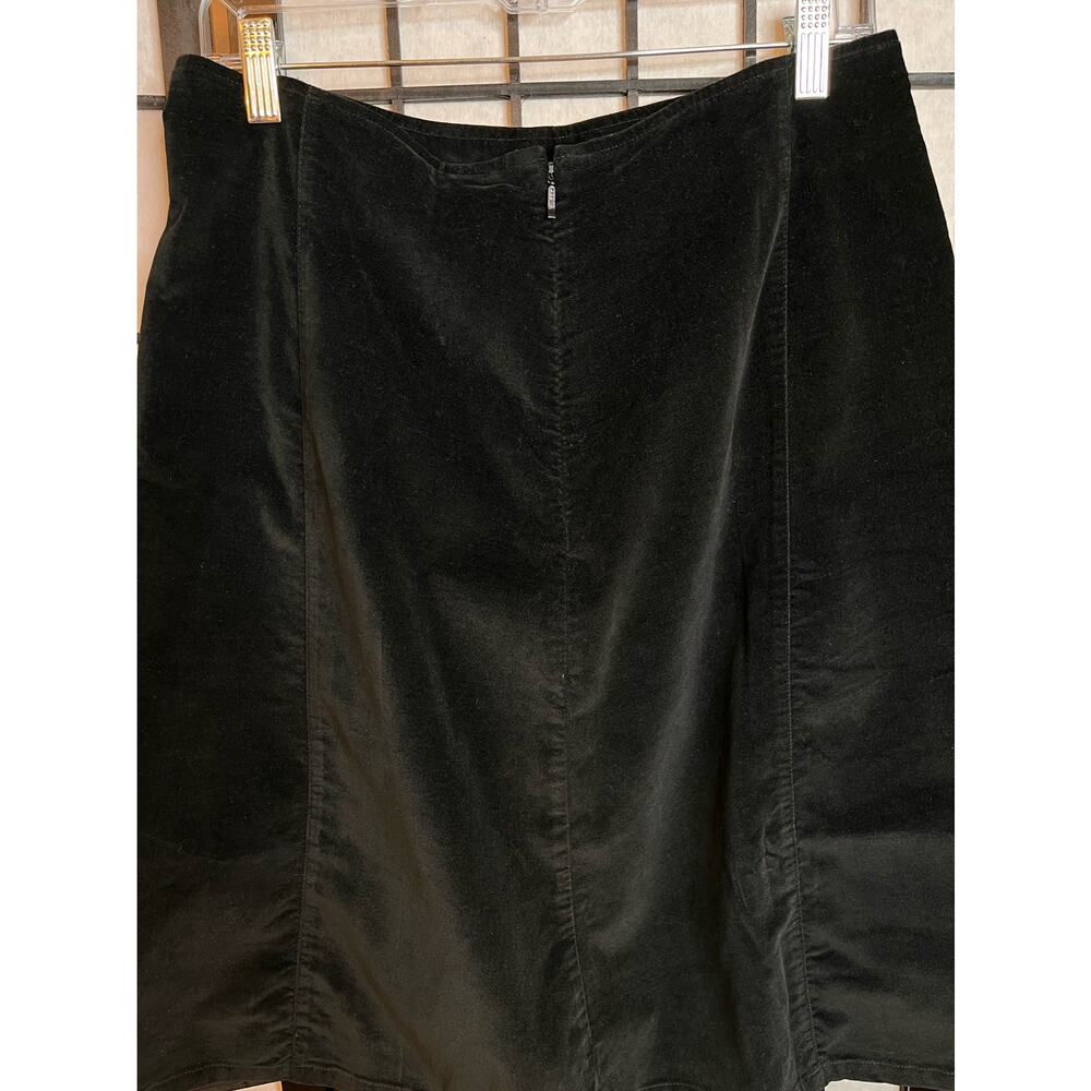 Eddie Bauer Black Velour Skirt 8 - Picture 5 of 6